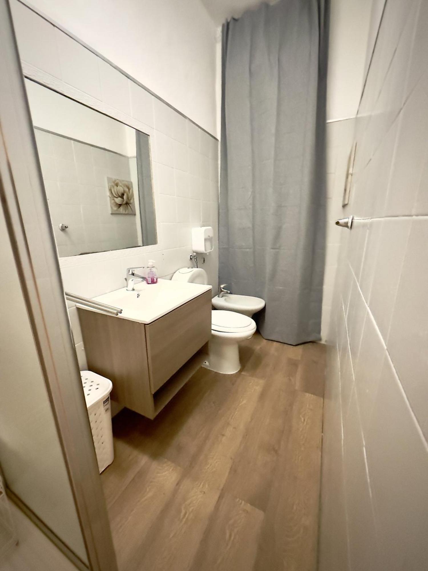 Апартаменты Dama House Airport&Hospital Катания Экстерьер фото